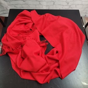 Red scarf w/ fringe end